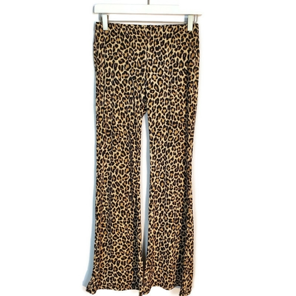 Vibe 2 pc cheetah print tank top and pant. - Picture 3 of 12